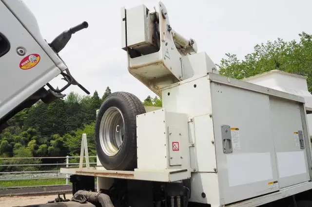 いすゞ エルフ TPG-NKR85AN(2WD)の写真41