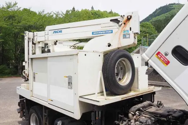 いすゞ エルフ TPG-NKR85AN(2WD)の写真43