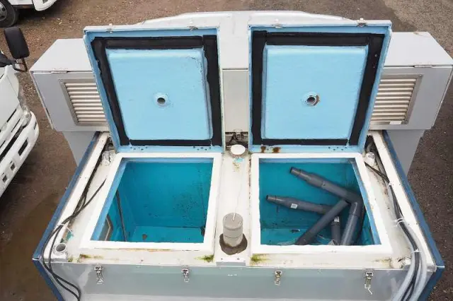 いすゞ エルフ BKG-NMR85AN(2WD)の写真8