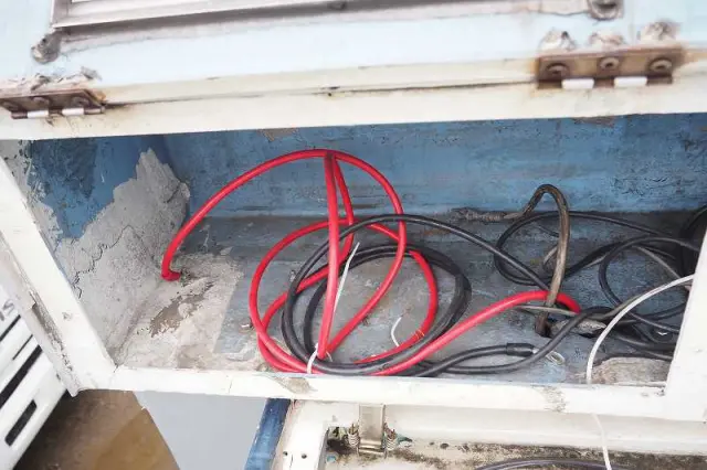 いすゞ エルフ BKG-NMR85AN(2WD)の写真13