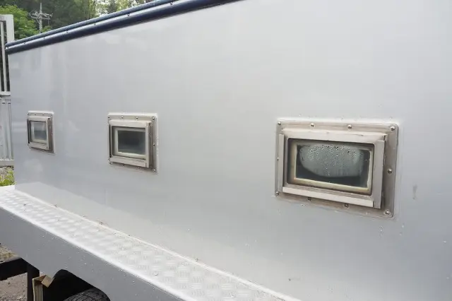 いすゞ エルフ BKG-NMR85AN(2WD)の写真18