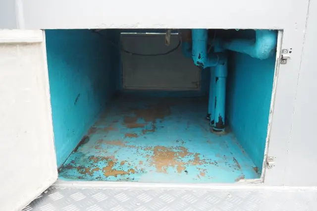 いすゞ エルフ BKG-NMR85AN(2WD)の写真20