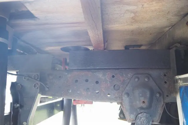 いすゞ エルフ BKG-NMR85AN(2WD)の写真24