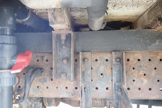 いすゞ エルフ BKG-NMR85AN(2WD)の写真32