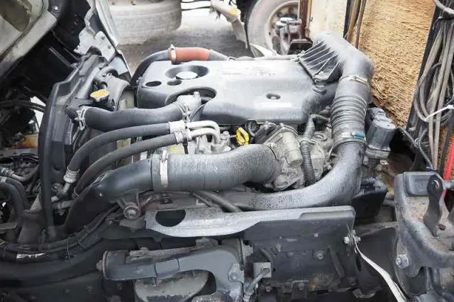 いすゞ エルフ BKG-NMR85AN(2WD)の写真41