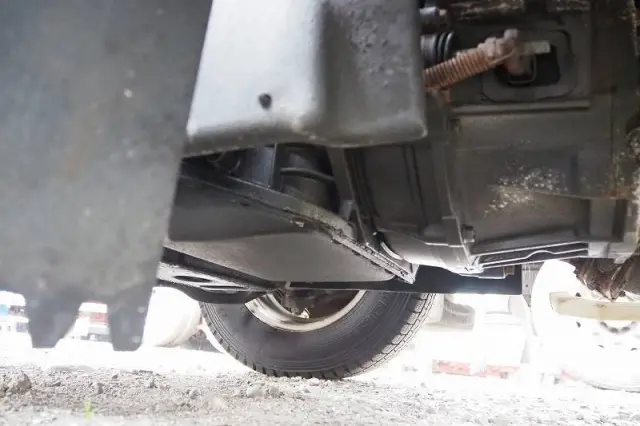 いすゞ エルフ BKG-NMR85AN(2WD)の写真44