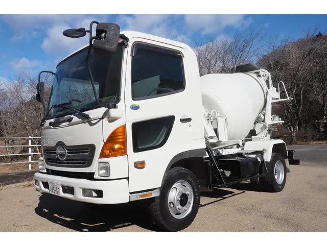 日野 レンジャー BDG-FC7JCWA(2WD)の写真1