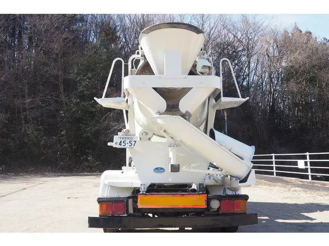 日野 レンジャー BDG-FC7JCWA(2WD)の写真4