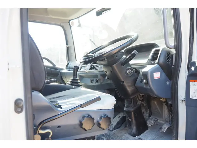 日野 レンジャー BDG-FC7JCWA(2WD)の写真36