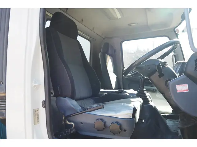 日野 レンジャー BDG-FC7JCWA(2WD)の写真37