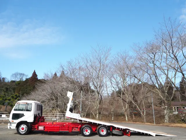 ＵＤ コンドル PK-PW37A(6x4)の写真2