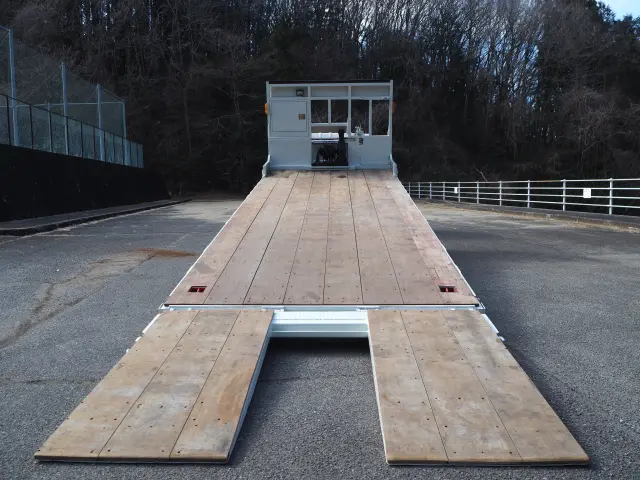 ＵＤ コンドル PK-PW37A(6x4)の写真4