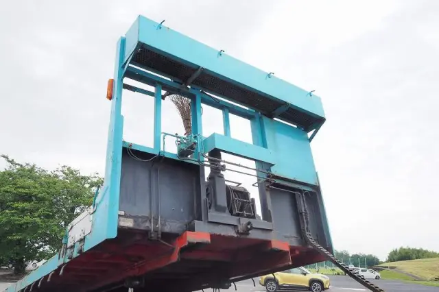 UD コンドル PK-PW37A(6x4)の写真9