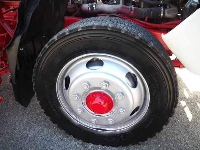 ＵＤ コンドル PK-PW37A(6x4)の写真10