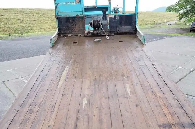 UD コンドル PK-PW37A(6x4)の写真18