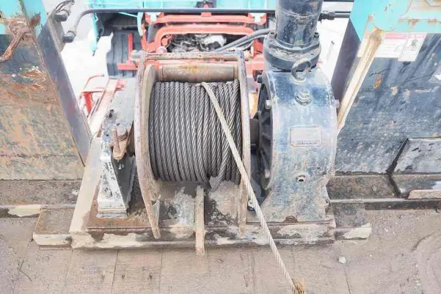 UD コンドル PK-PW37A(6x4)の写真20