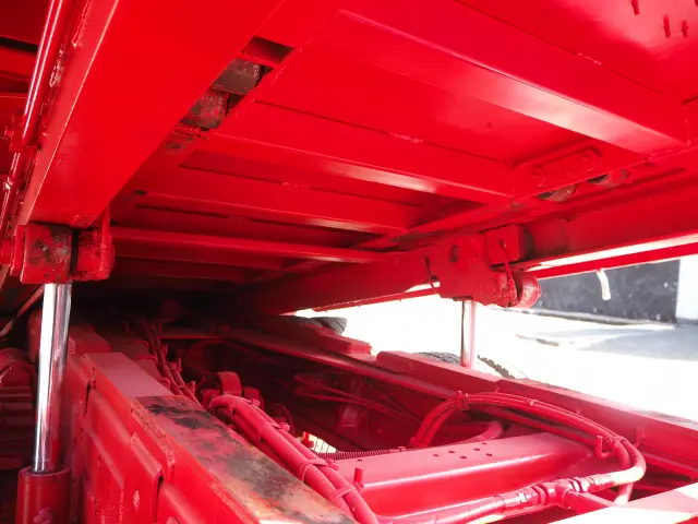 ＵＤ コンドル PK-PW37A(6x4)の写真22