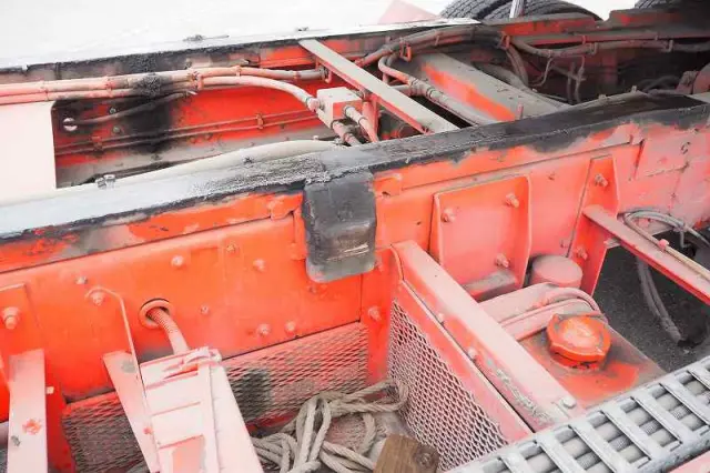 UD コンドル PK-PW37A(6x4)の写真28