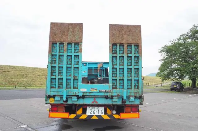 UD コンドル PK-PW37A(6x4)の写真32