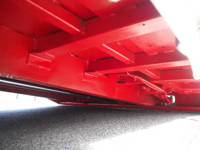 ＵＤ コンドル PK-PW37A(6x4)の写真34