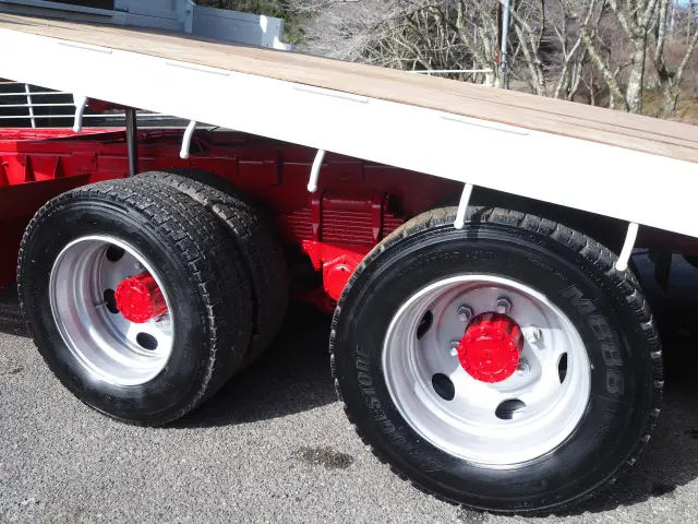 ＵＤ コンドル PK-PW37A(6x4)の写真35