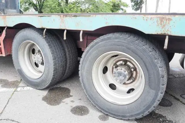 UD コンドル PK-PW37A(6x4)の写真41