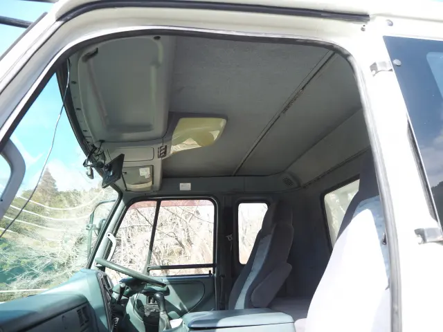 ＵＤ コンドル PK-PW37A(6x4)の写真44