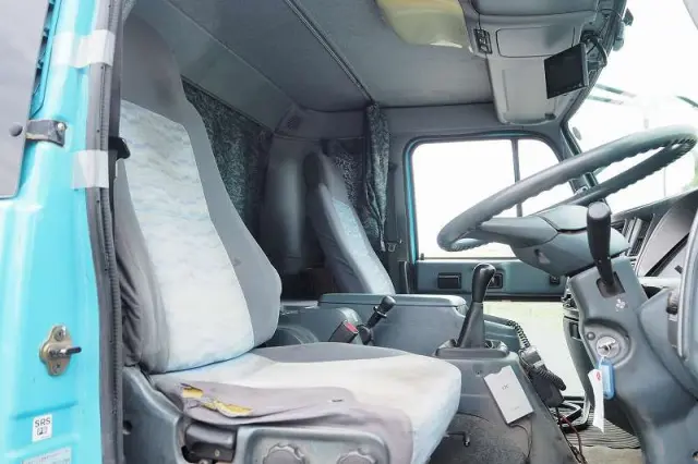 UD コンドル PK-PW37A(6x4)の写真47