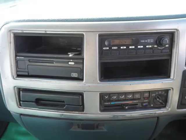 ＵＤ コンドル PK-PW37A(6x4)の写真48