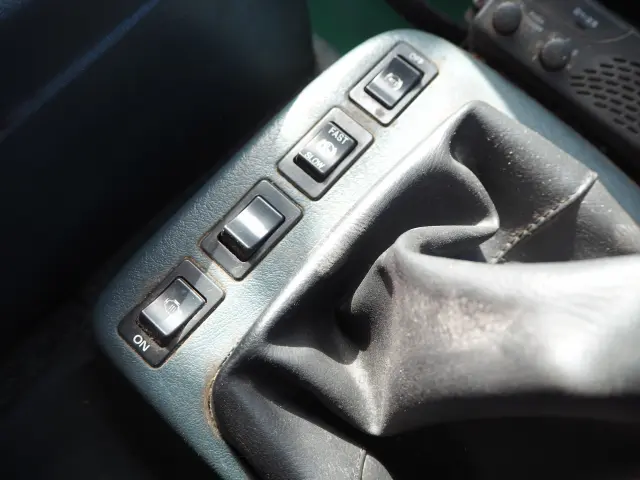 ＵＤ コンドル PK-PW37A(6x4)の写真50