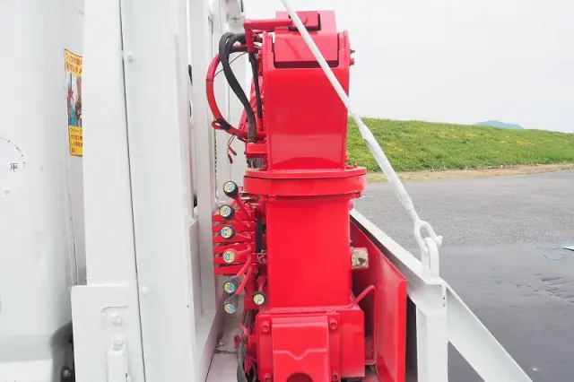 三菱 キャンター SKG-FEB80(2WD)の写真16