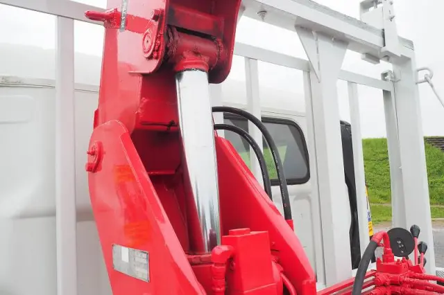 三菱 キャンター SKG-FEB80(2WD)の写真19