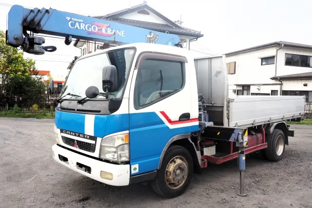三菱 キャンター KK-FE83EEN(2WD)の写真1