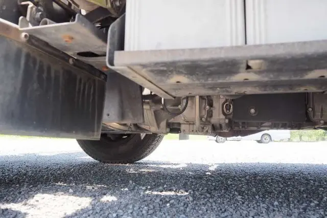 いすゞ エルフ BKG-NHR85AN(2WD)の写真26