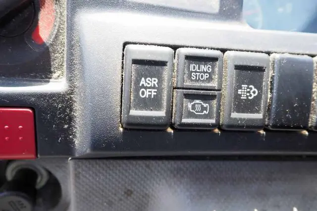 いすゞ エルフ BKG-NHR85AN(2WD)の写真47