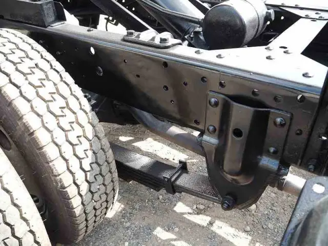 UD コンドル KK-BKS71EAD(4WD)の写真24