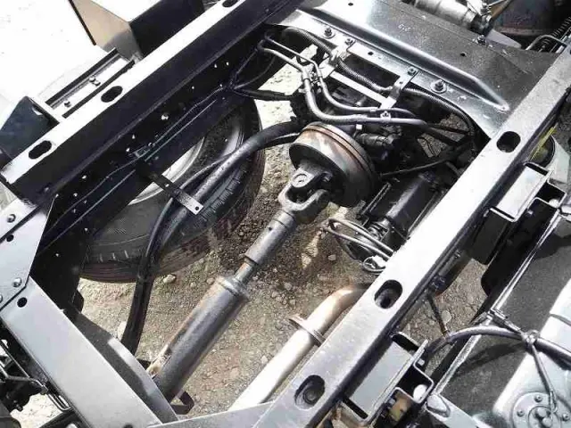 UD コンドル KK-BKS71EAD(4WD)の写真27