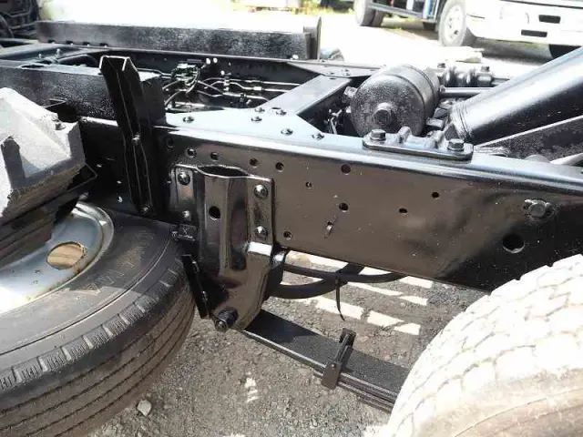 UD コンドル KK-BKS71EAD(4WD)の写真35