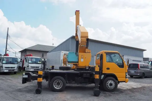 いすゞ エルフ PA-NPR81N(2WD)の写真17