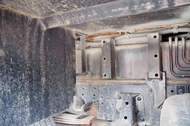 いすゞ エルフ PA-NPR81N(2WD)の写真22