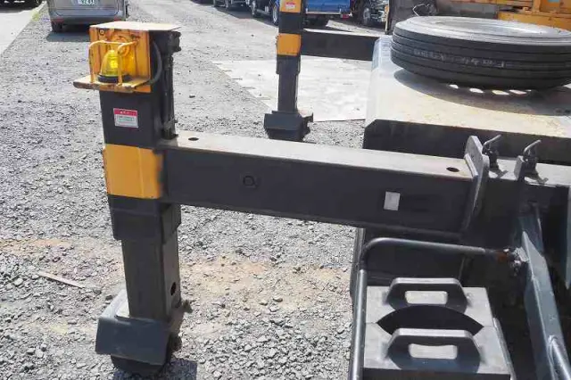 いすゞ エルフ PA-NPR81N(2WD)の写真32