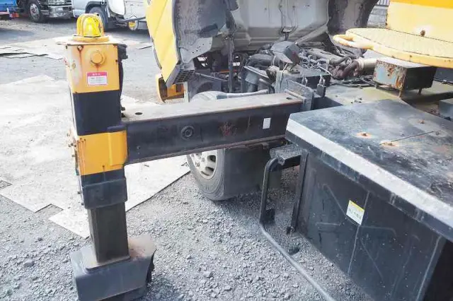 いすゞ エルフ PA-NPR81N(2WD)の写真37