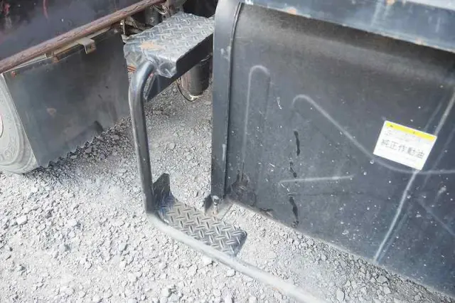 いすゞ エルフ PA-NPR81N(2WD)の写真38