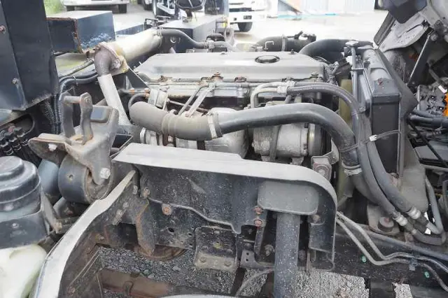 いすゞ エルフ PA-NPR81N(2WD)の写真39