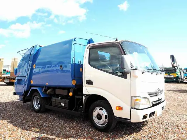 日野 デュトロ TKG-XZU605M(2WD)の写真7