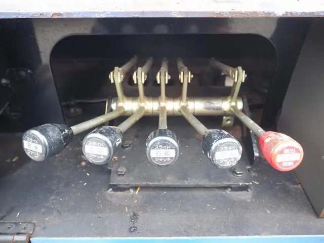 日野 レンジャー ADG-FC6JGWA(2WD)の写真32