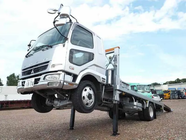 三菱 ファイター PA-FL63FX(4WD)の写真9