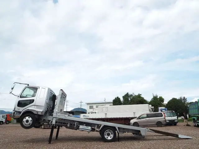 三菱 ファイター PA-FL63FX(4WD)の写真10