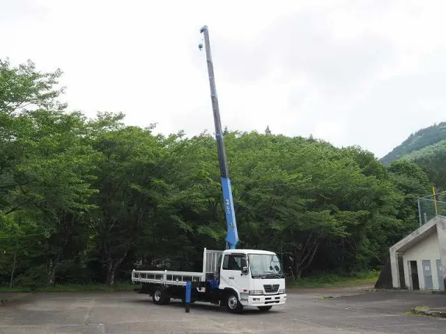 UD コンドル BDG-MK36C(2WD)の写真12