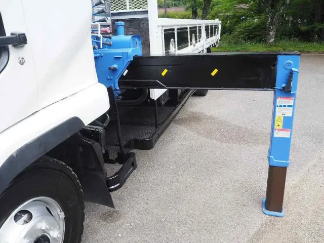 UD コンドル BDG-MK36C(2WD)の写真13